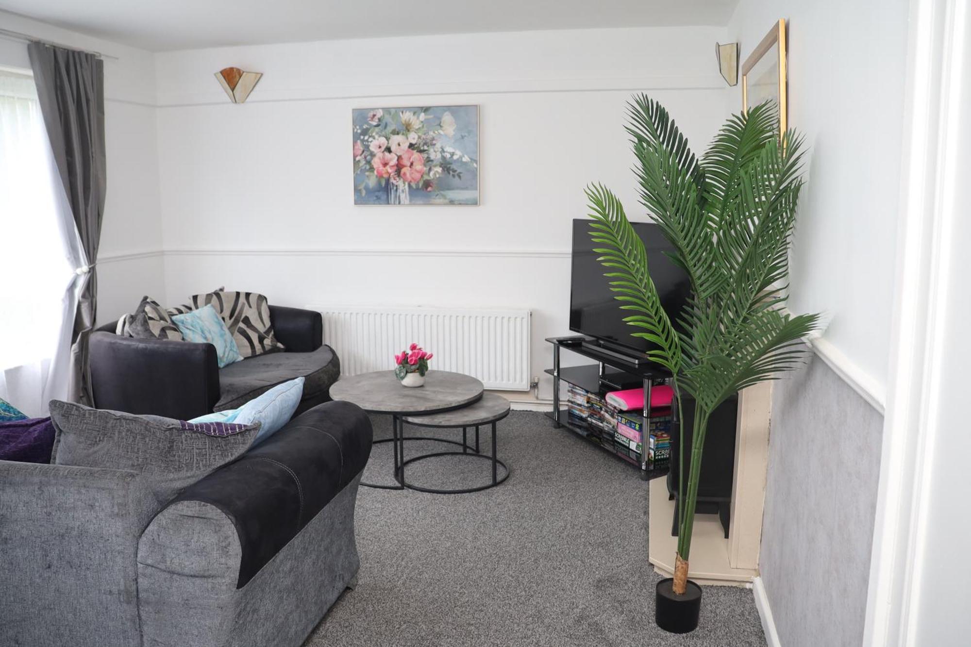 Superb 3 Bedroom Flat In Stafford Luaran gambar