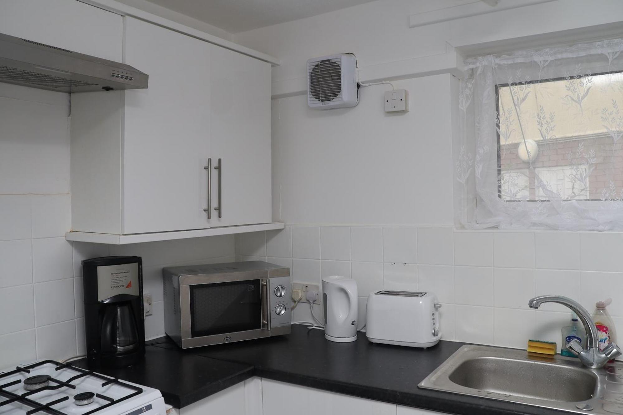 Superb 3 Bedroom Flat In Stafford Luaran gambar